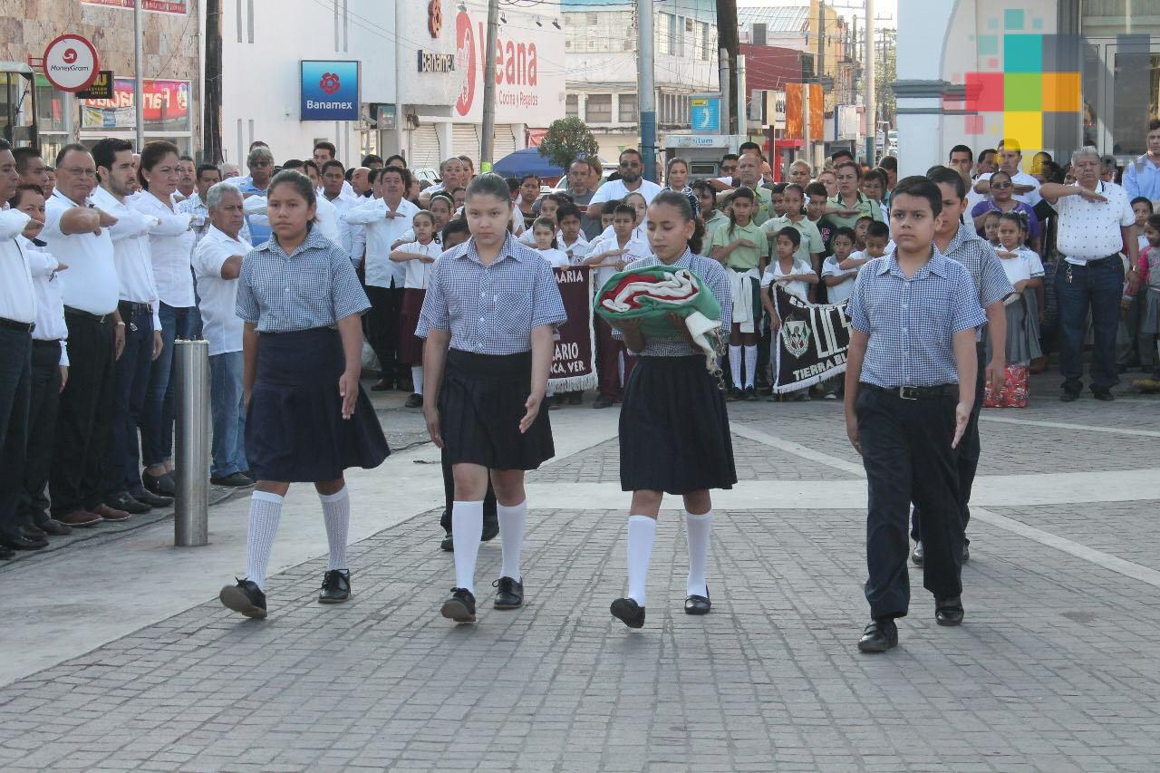 Alcaldesa de Córdoba abanderará a 60 instituciones educativas