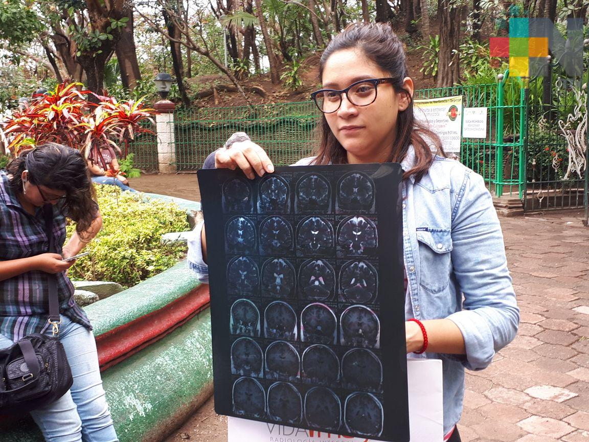 Joven embarazada solicita apoyo para operación de tumor cerebral