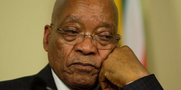 Presidente sudafricano renuncia por escándalo de corrupción