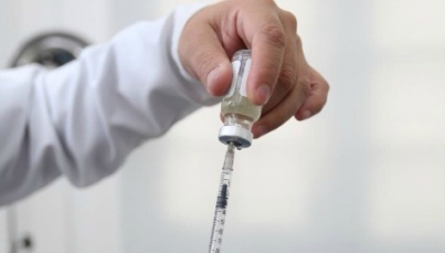 Colombiana gana premio por lograr vacuna contra cáncer de cuello uterino