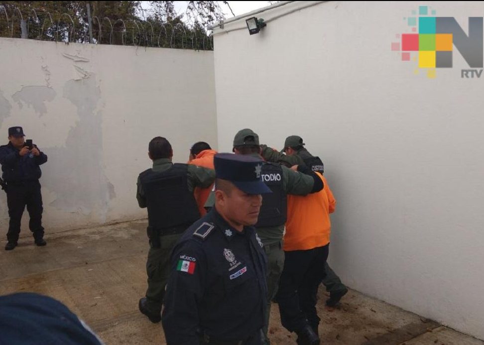 Dictan vinculación a proceso a 19 detenidos por desaparición forzada