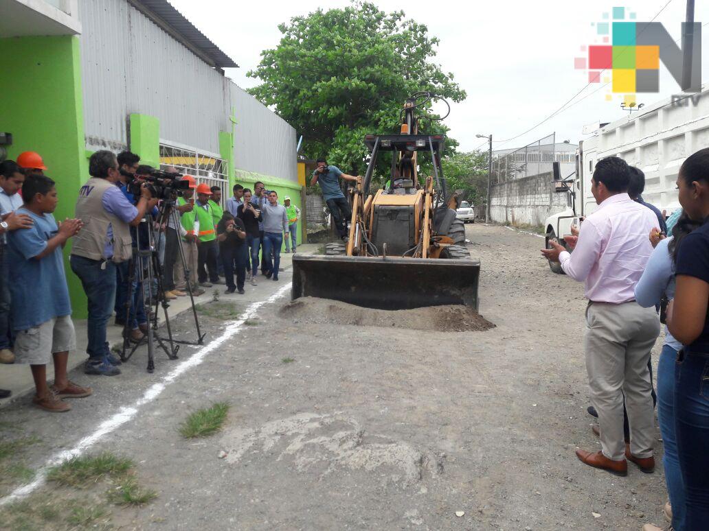 Comienzan trabajos de urbanización en colonia Valente Díaz del municipio de Veracruz