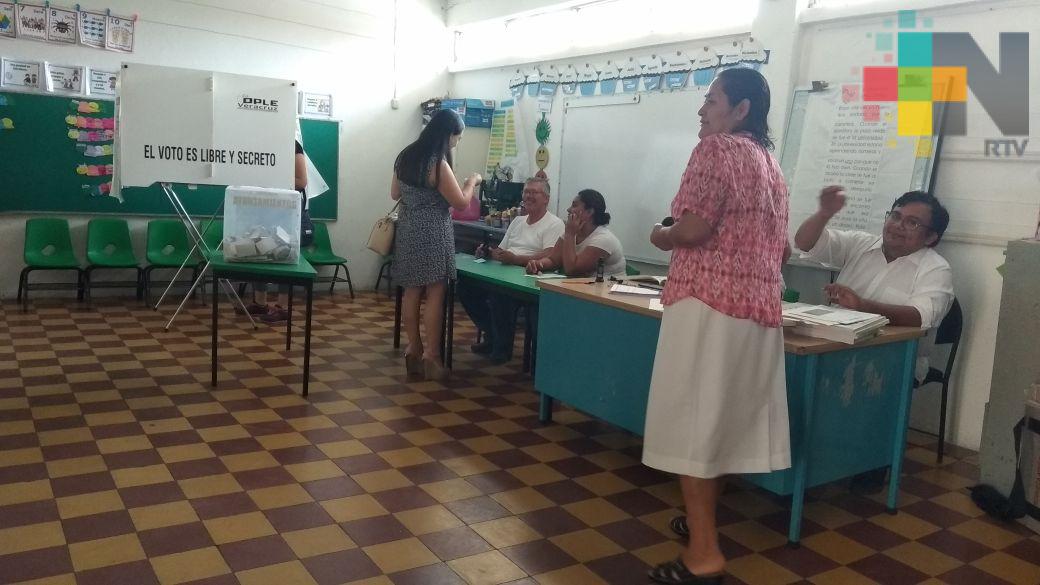 Cierran casillas en Emiliano Zapata, sigue cómputo y traslado de boletas