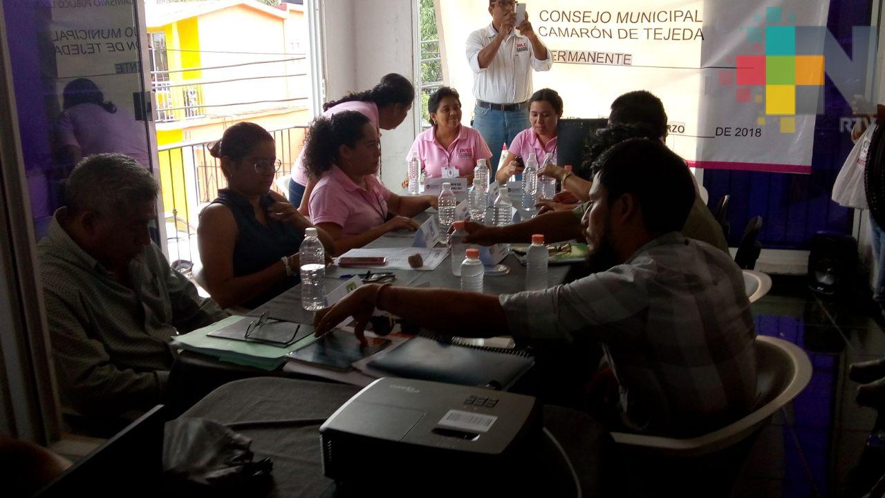 Reanudan sesión permanente en OPLE de Camarón de Tejeda