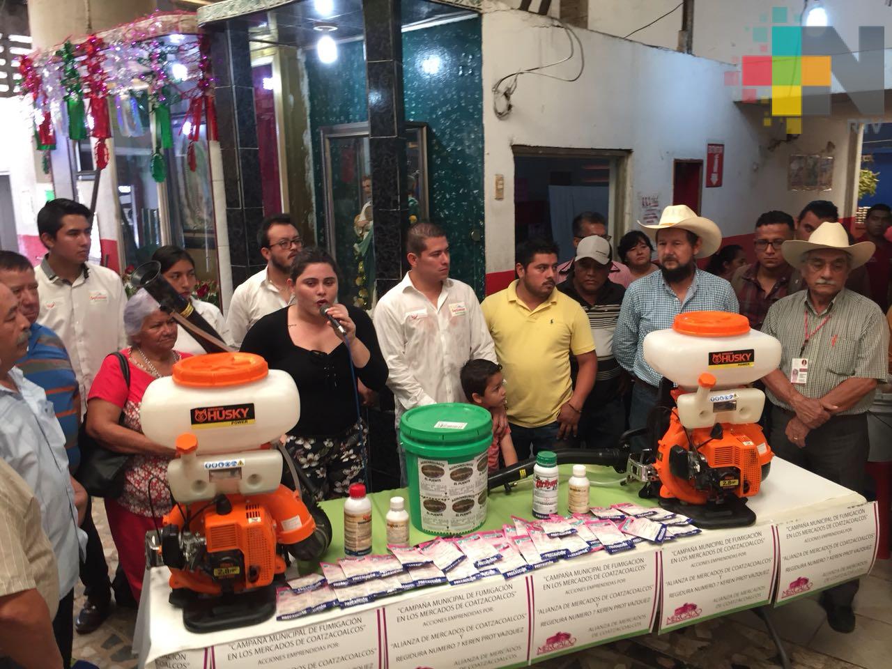 Inicia fumigación de mercados de Coatzacoalcos