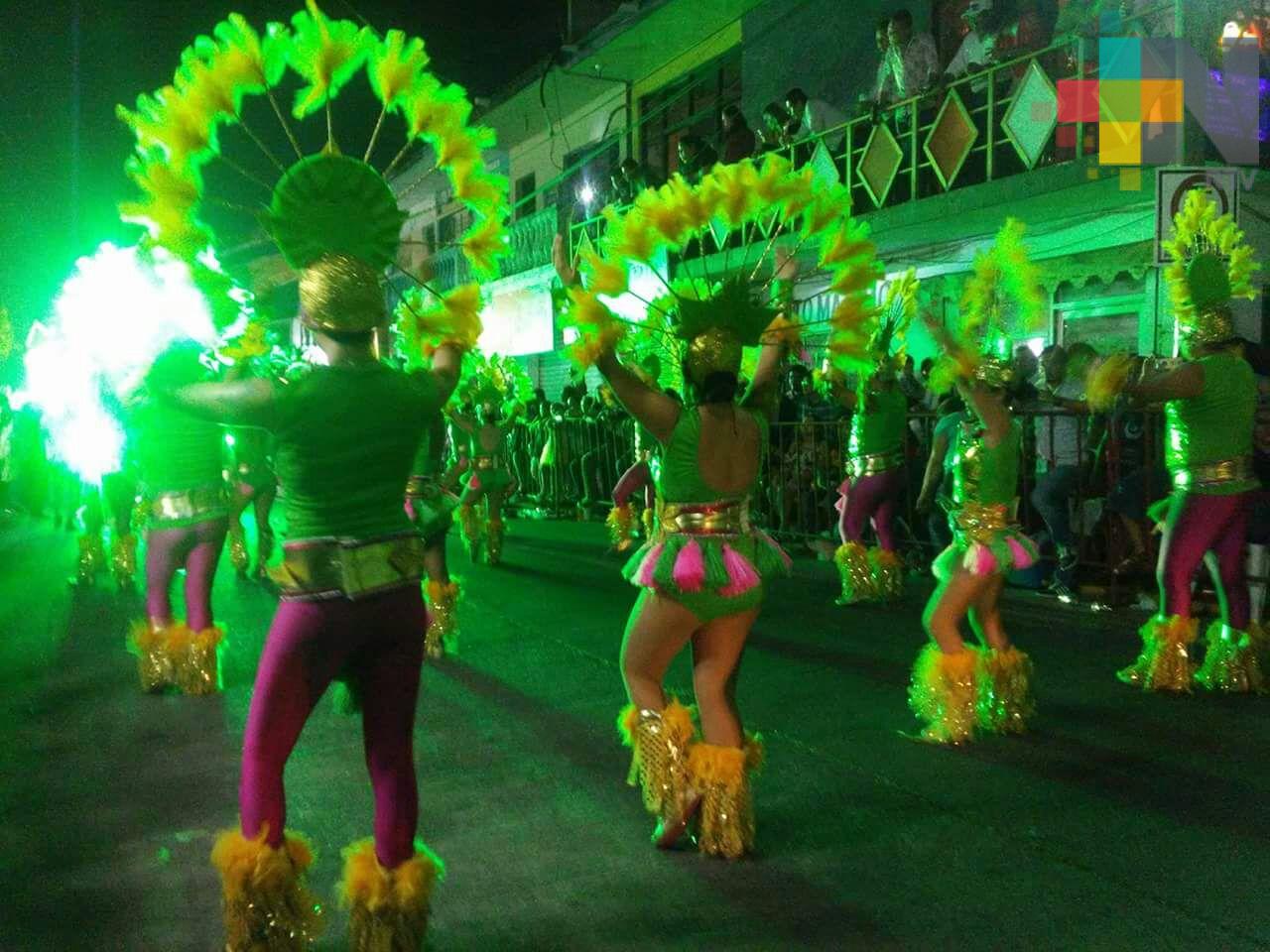 Realizó Nanchital «Paseo de la Alegría»