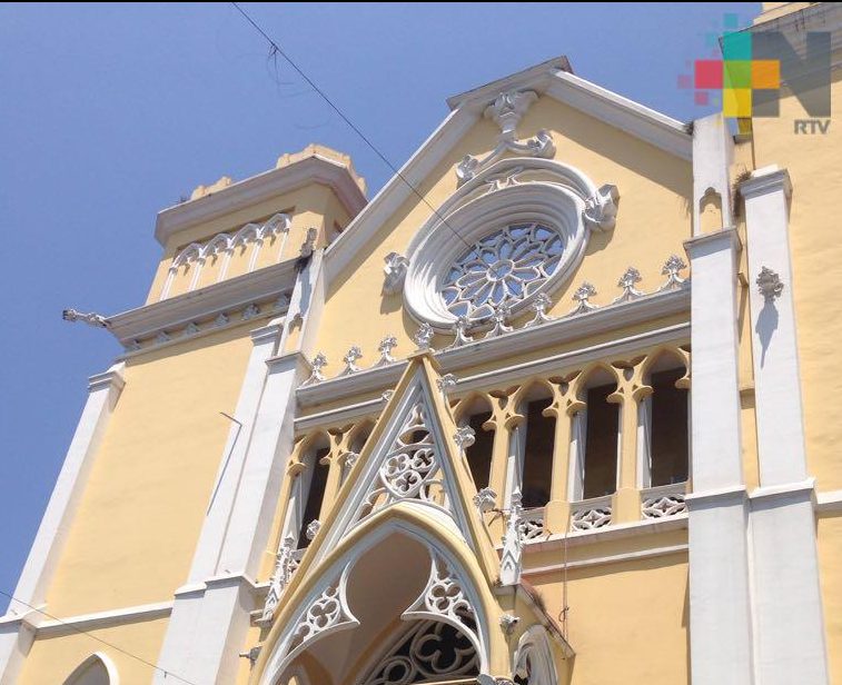 Arzobispo de Xalapa preside la misa crismal, este miércoles