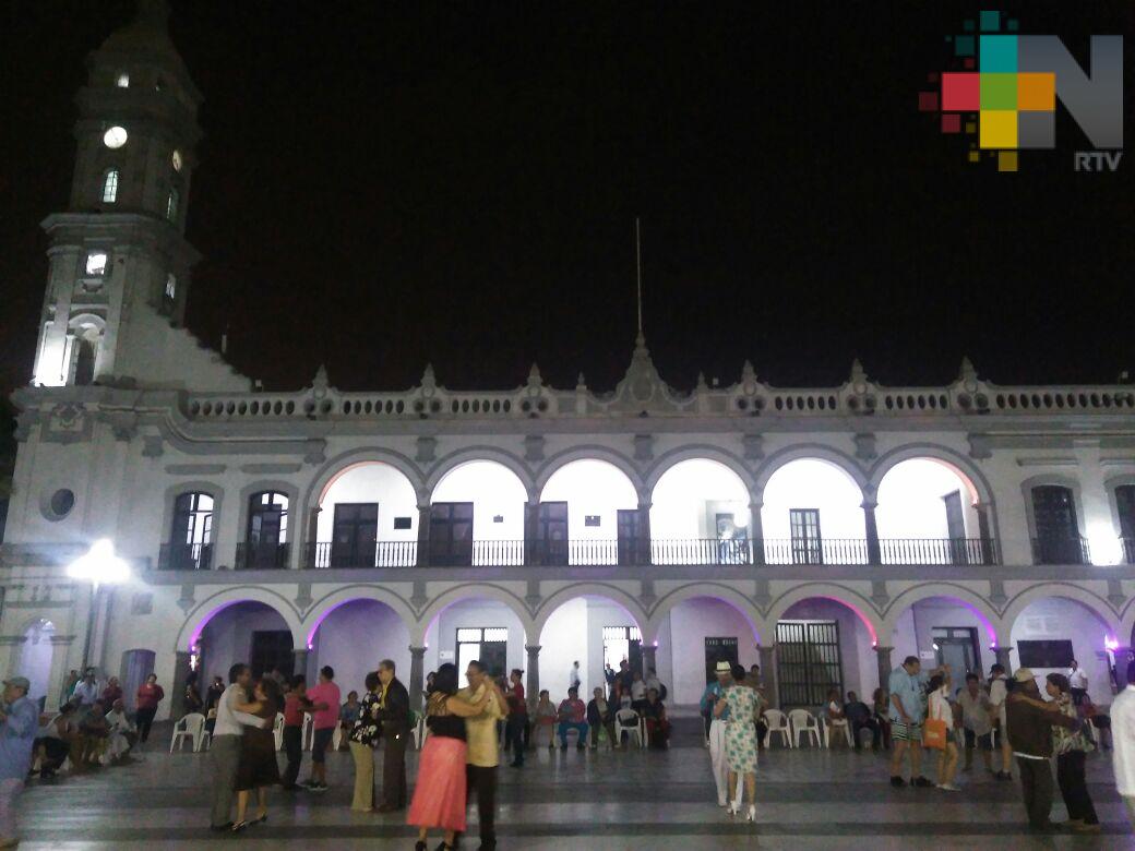 Danzón, atractivo del puerto de Veracruz