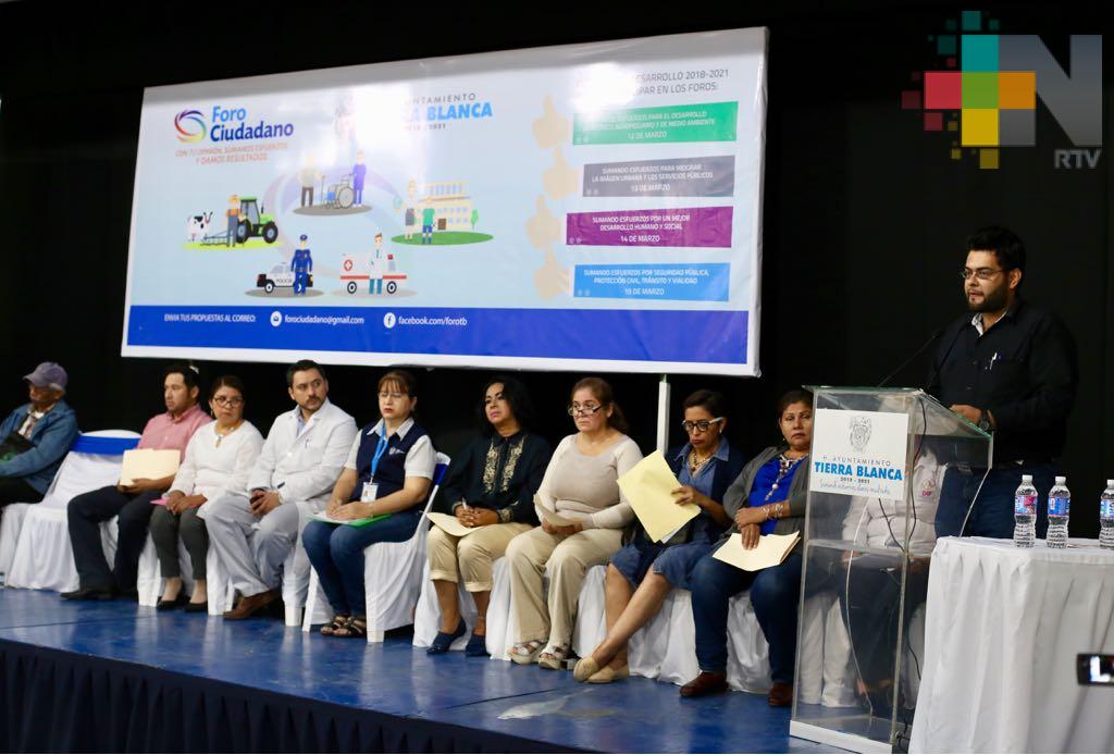 Concluyen foros ciudadanos en el municipio de Tierra Blanca