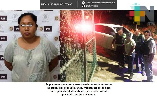 Vincula Juez a probable secuestradora de cuatro víctimas, detenida por Policía Ministerial, en Tantoyuca