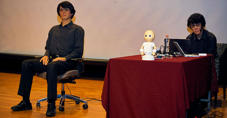 Humanoides se convertirán en nuestros compañeros o amigos: Hiroshi Ishiguro