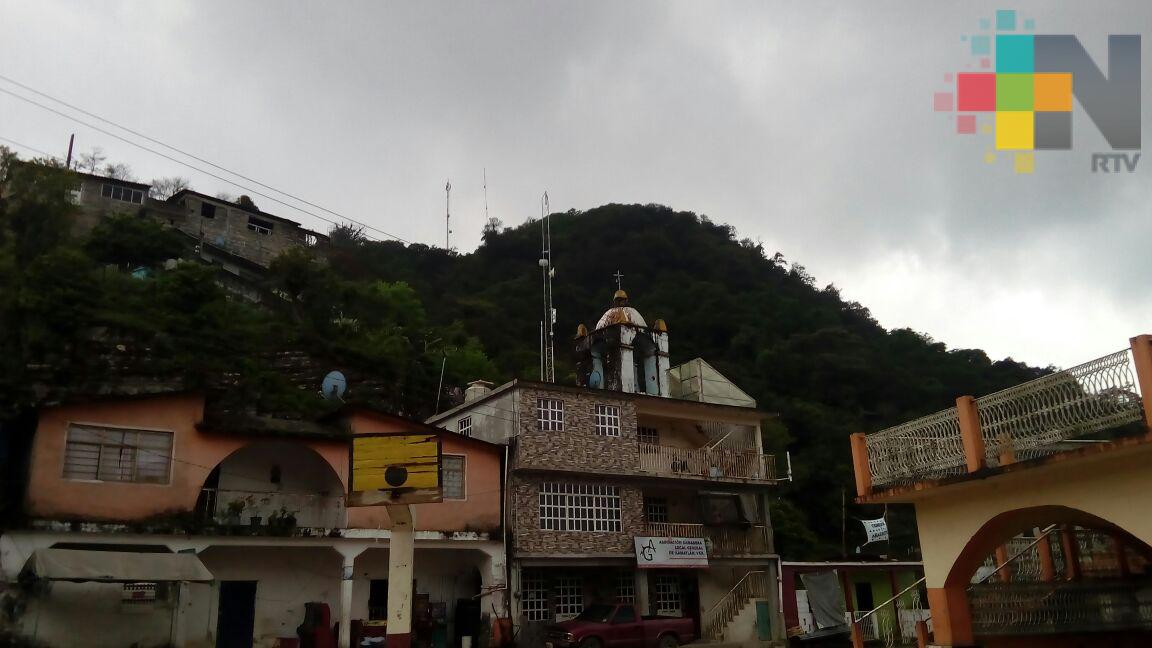 Falta de respuesta de CFE denuncia el municipio de Ilamatlán