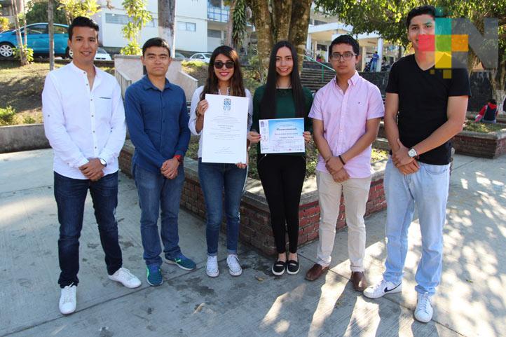 Alumnos de Ingeniería obtienen el primer lugar del Concurso de App’s de Agua