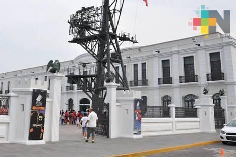 Museo Naval México cuenta con un nuevo equipo de audioguías