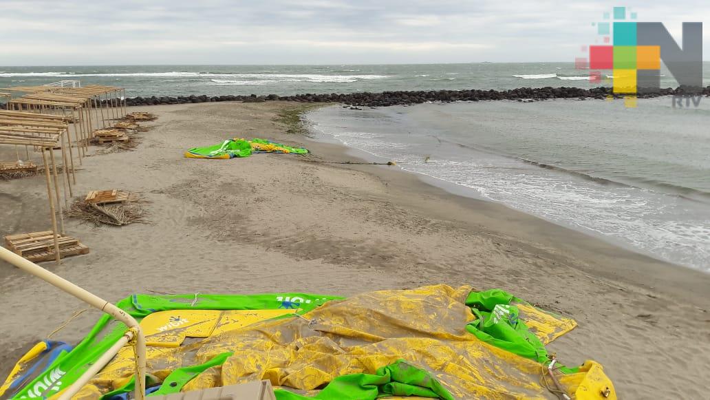Parque acuático es retirado de playa Martí de Veracruz por norte