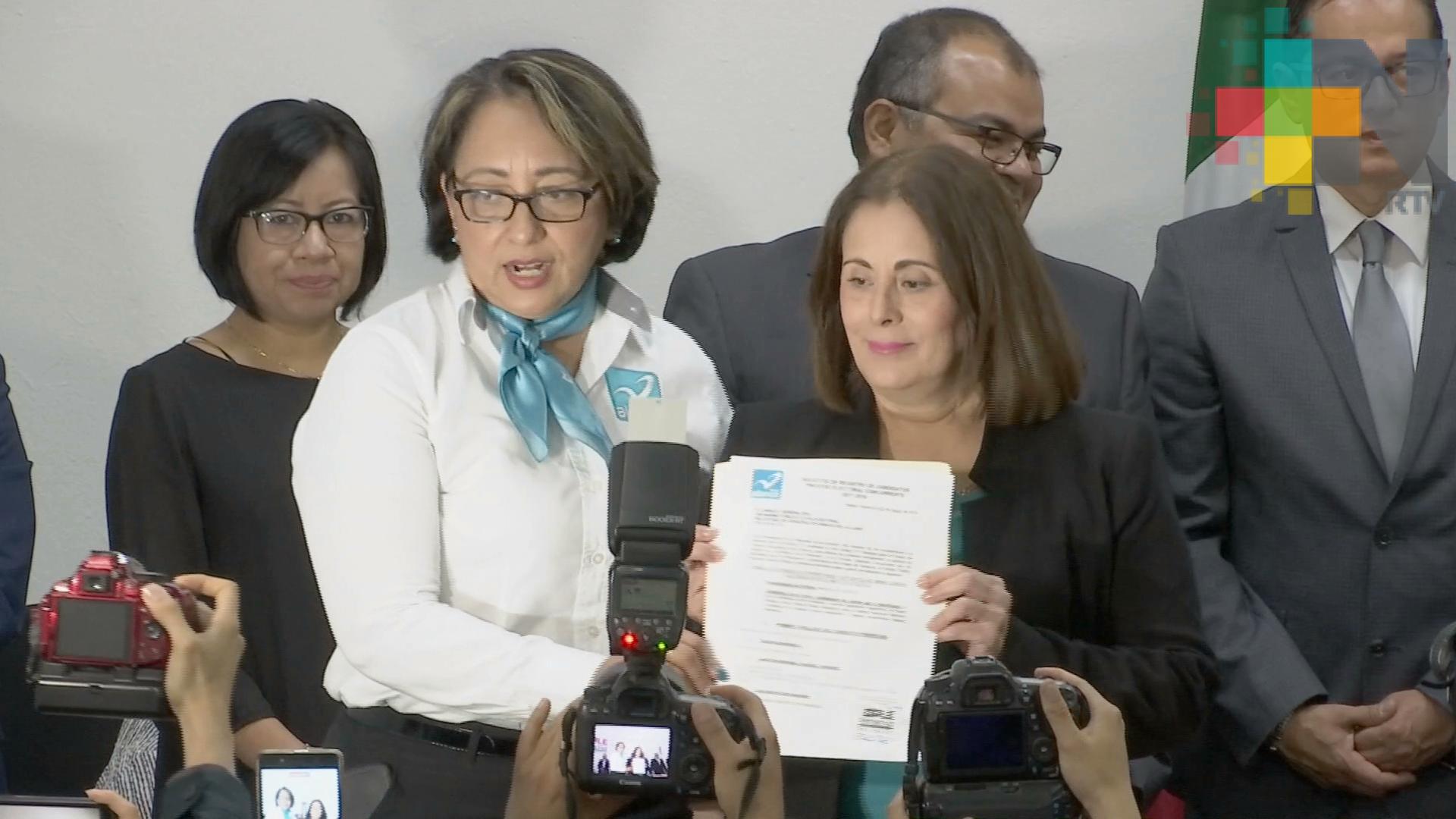 Se registra Miriam Judith González Sheridan por el PANAL a la gubernatura del estado