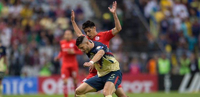 Toluca remonta y le arrebata el subliderato a América en Liga MX