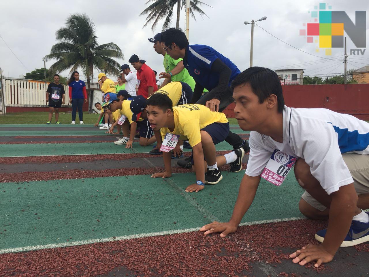 Con una mini olimpiada atlética conmemoran Día Mundial del Síndrome Down en Coatzacoalcos