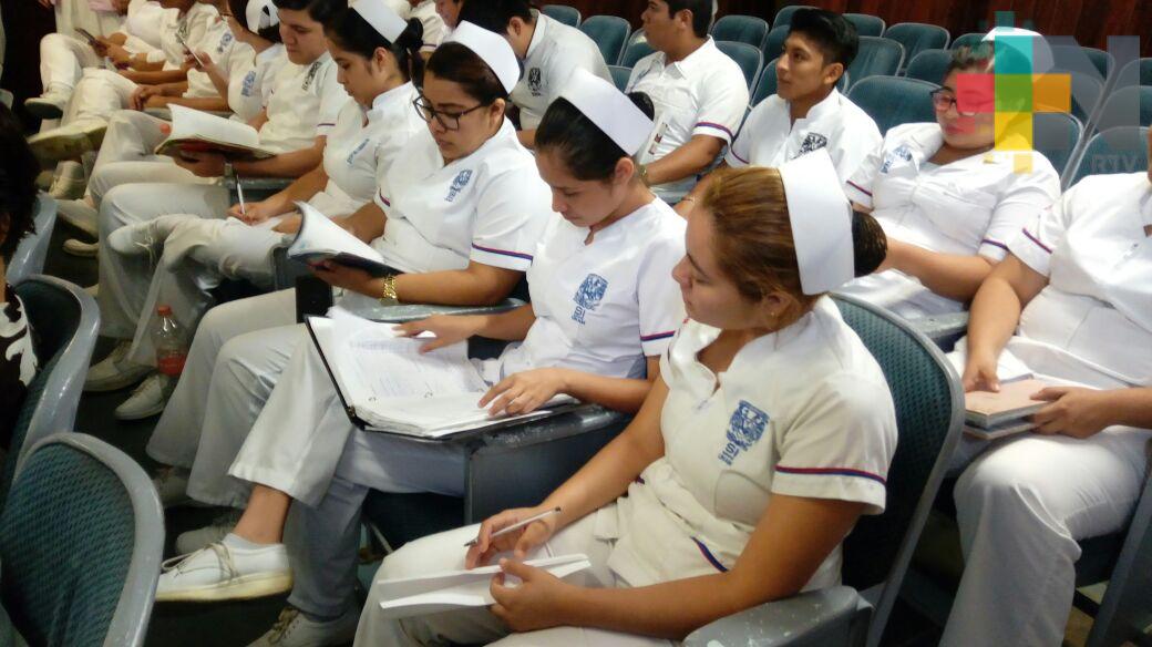 Arranca STPS programa para enfermeras y enfermeros interesados en trabajar en Alemania