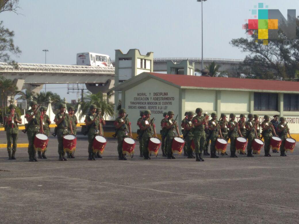 Realizan clausura del concurso de bandas de música militar de la región sur del país