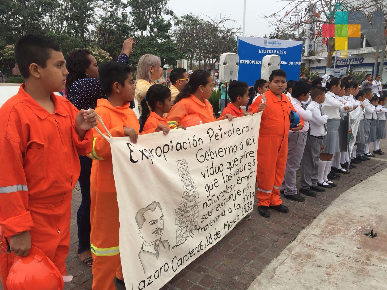 Con evento cívico conmemoran 80 aniversario de la Expropiación Petrolera en Tierra Blanca