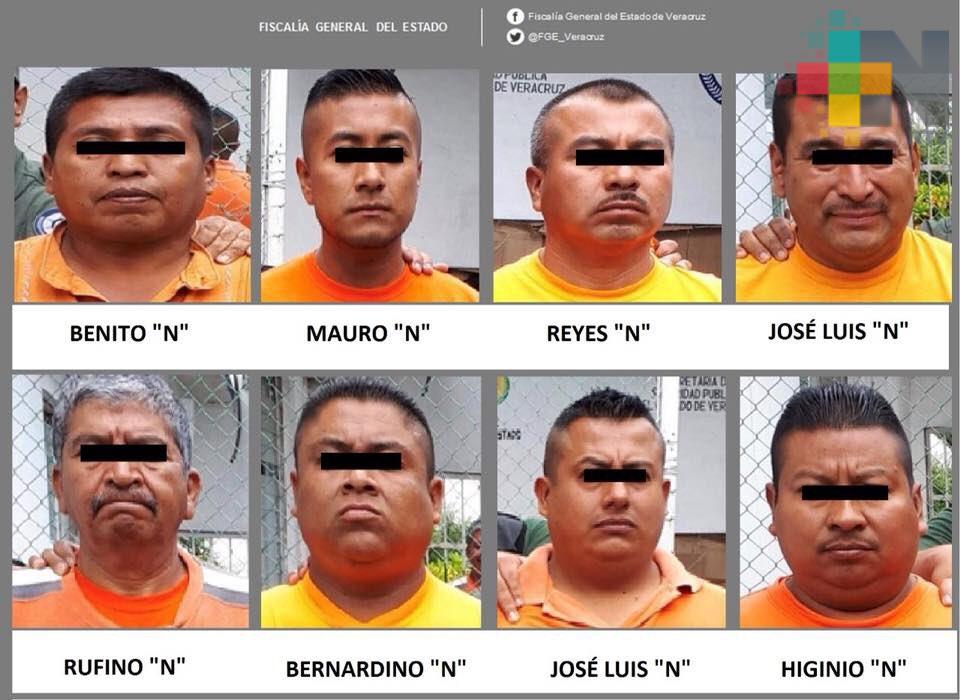 Por desaparición forzada sentencian a 30 años de prisión a ocho ex policías municipales de Papantla