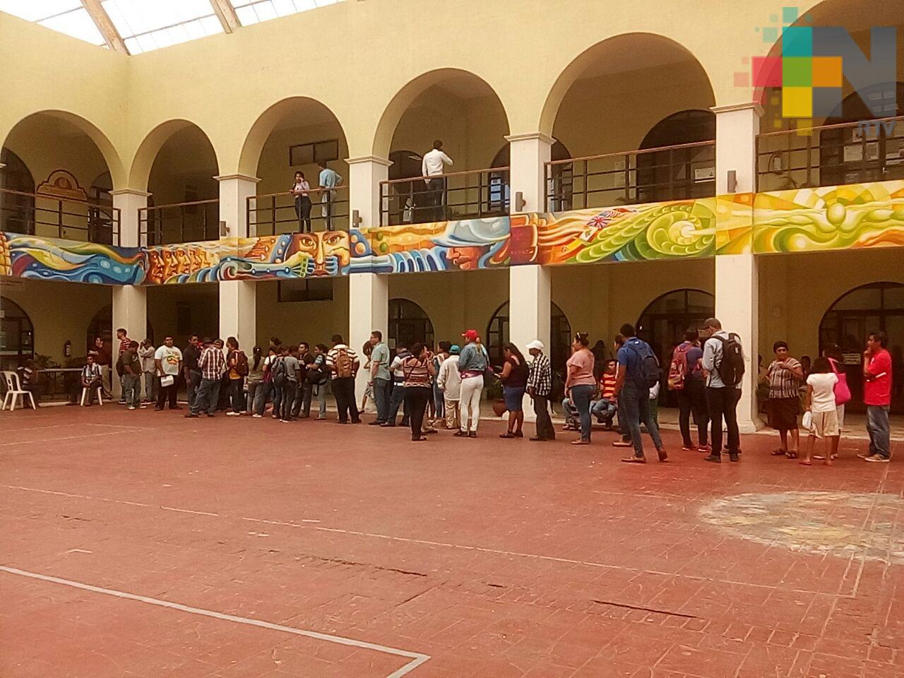 De nueva cuenta se retrasa el pago de empleados municipales de Coatzacoalcos