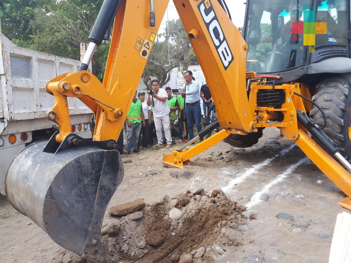 Inicia introducción de drenaje sanitario en colonia Reserva Tarimoya 2 del puerto