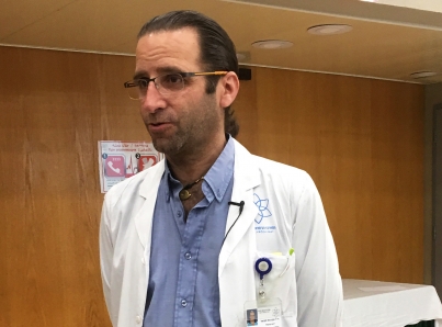 Desde Israel, médico mexicano salva vidas a heridos sirios