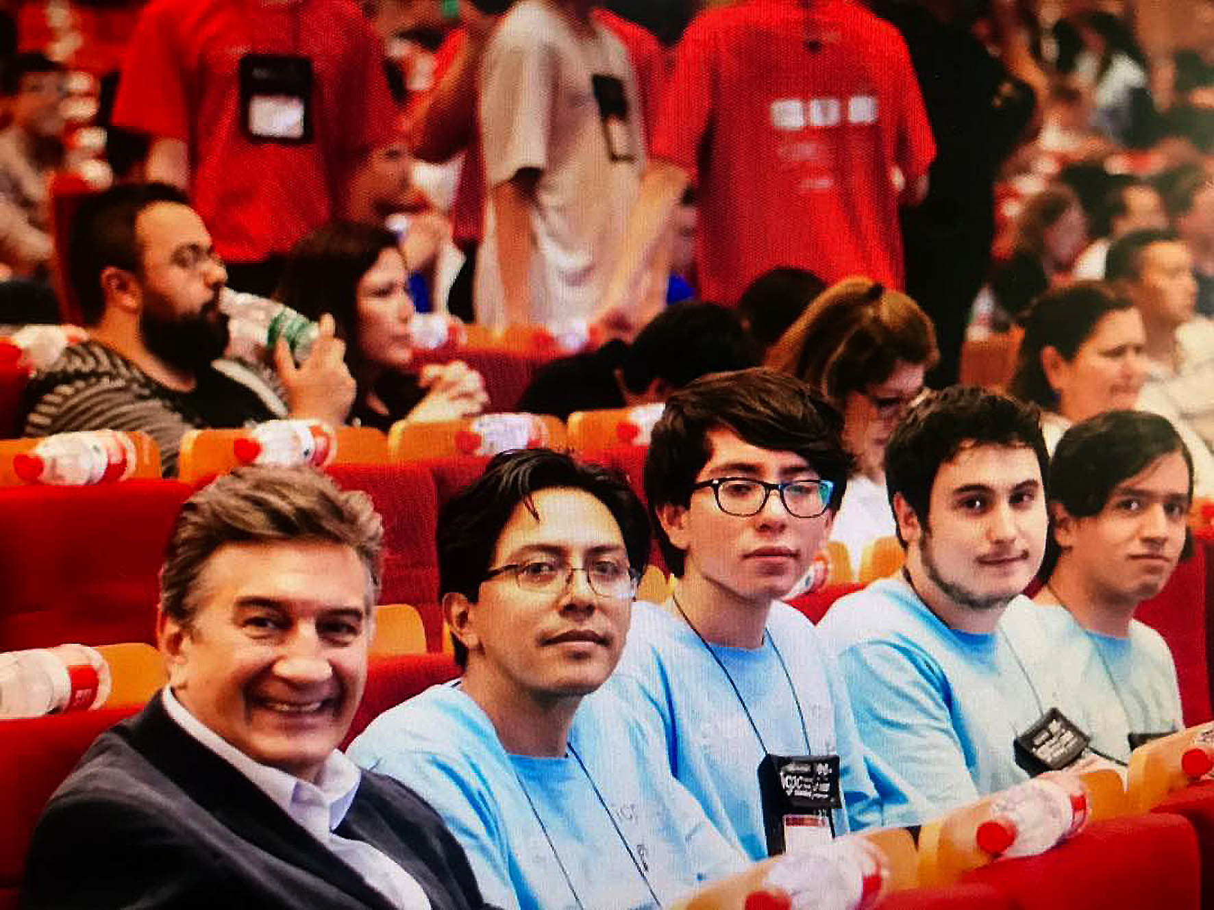 Equipo de la UNAM, entre los mejores del mundo en concurso de programación en China