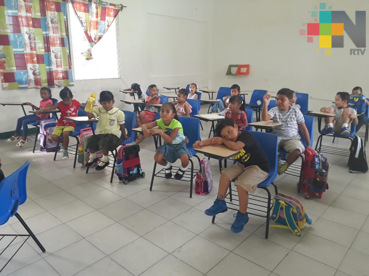 Docentes y alumnos retoman actividades en Tuxpan