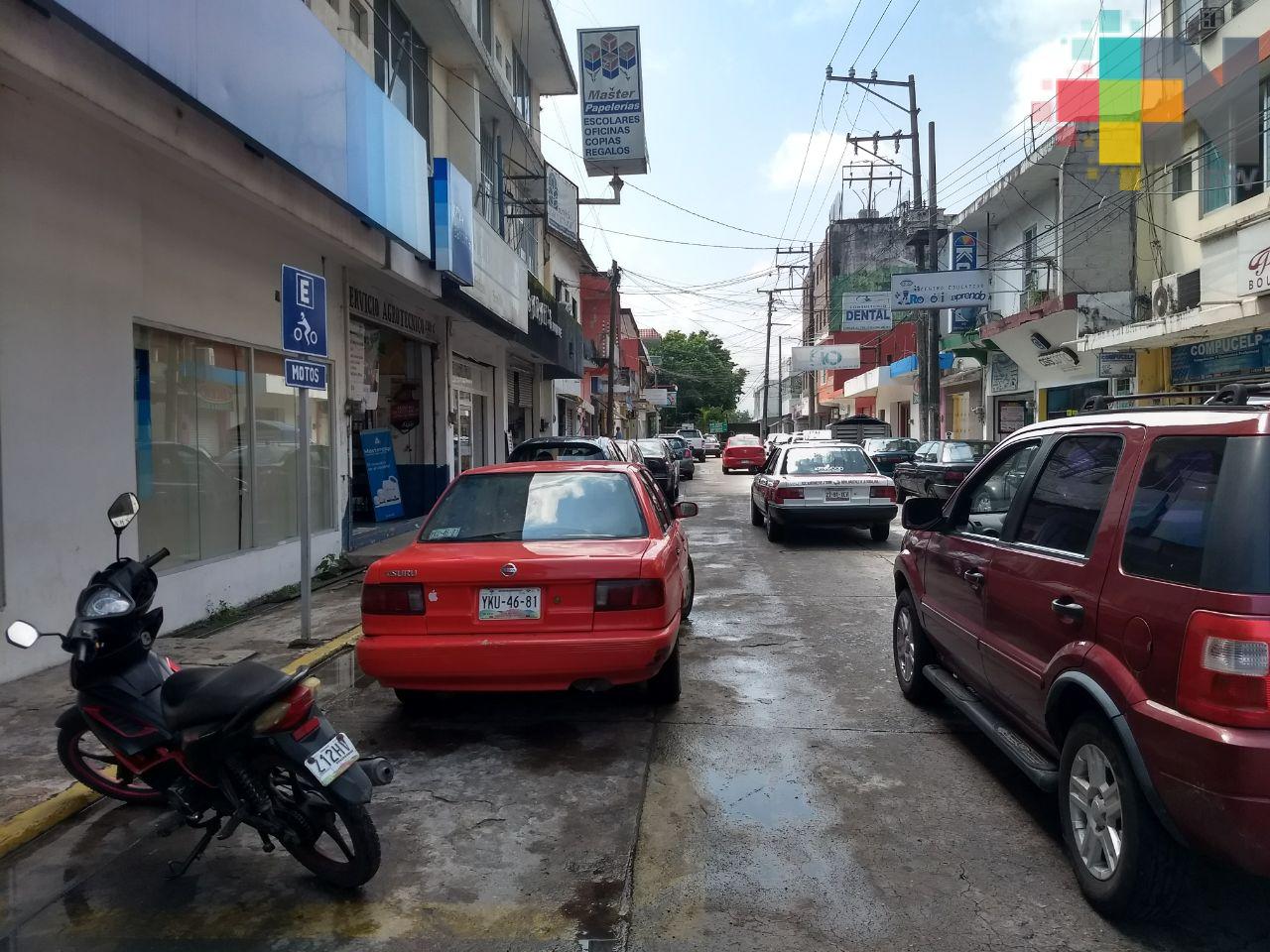 Tuxpeños aprovechan descuentos en pago de tenencia y emplacamiento