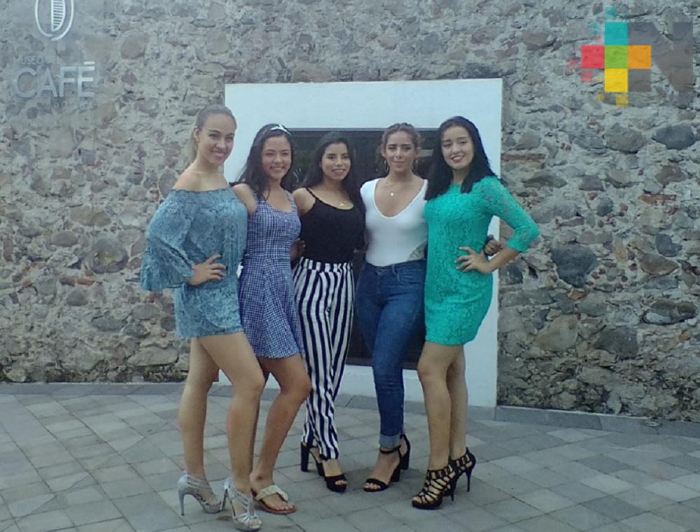 Candidatas a reina de los 400 años de Córdoba participan con proyectos productivos