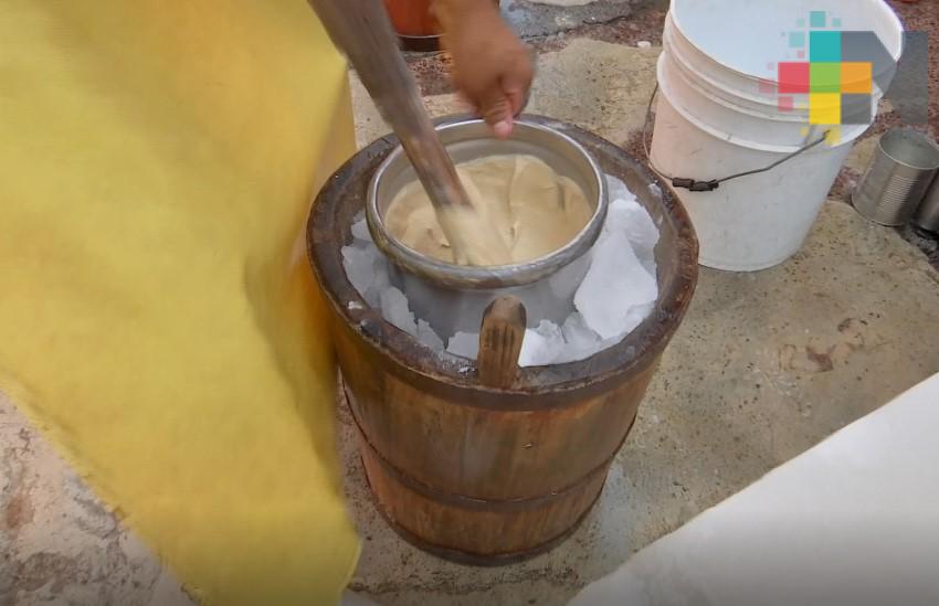 Ayuntamiento de Xalapa trabaja en regularizar a heladeros ambulantes