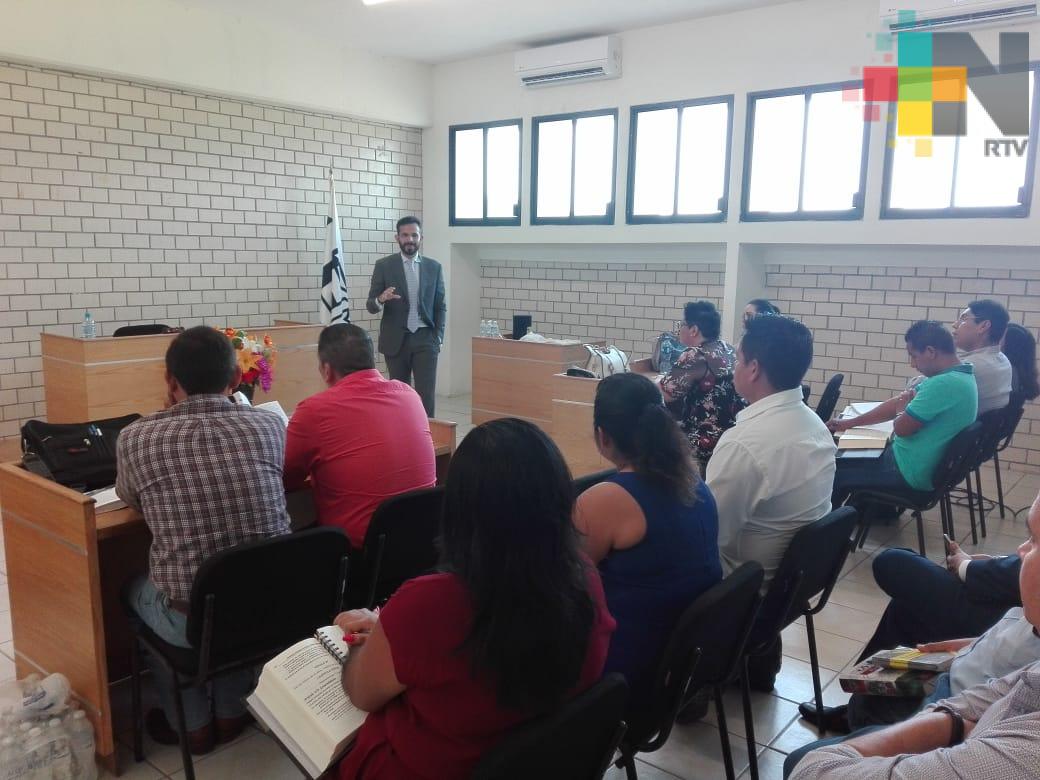 Fortalece Instituto de Formación a Fiscalía Regional Cosamaloapan en técnicas y destrezas de litigación en Juicio Oral