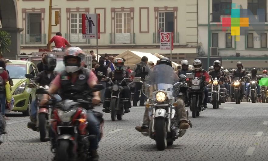 Motociclistas se manifiestan en Xalapa en contra de la Ley Chaleco