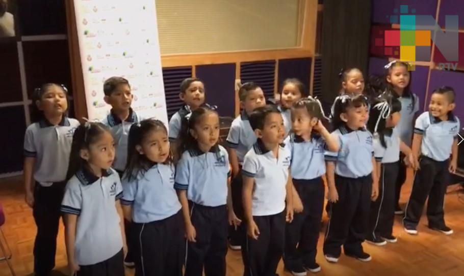 Niños de Nanchital graban tema musical “Alimentándote bien” en RTV
