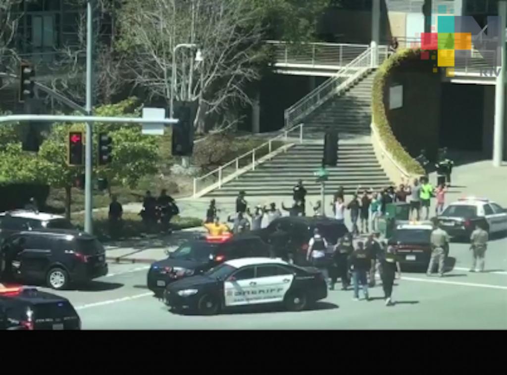 Tiroteo en sede de Youtube concluye con atacante muerta y cuatro heridos