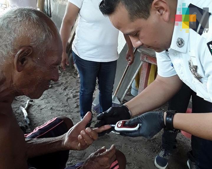 Fundación Amor Janaki atiende a adultos mayores abandonados, en Coatzacoalcos