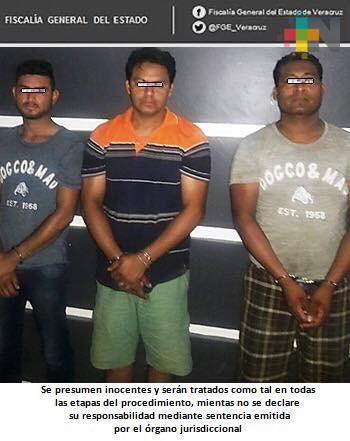 Vinculan a proceso a tres probables integrantes de célula delictiva, en Playa Vicente