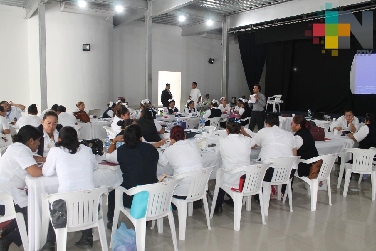 Capacitan a enfermeras de Tierra Blanca