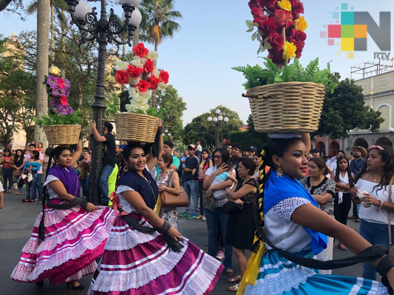 Disfrutan cordobeses de La Guelaguetza durante el fin de semana