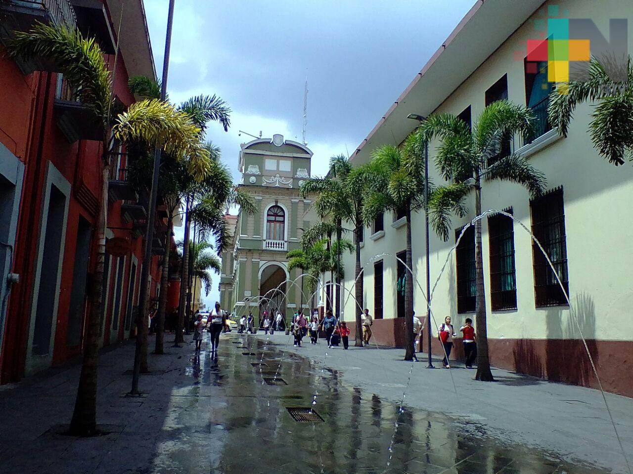 La cantante Yuri presente en los festejos de los 400 años de Córdoba