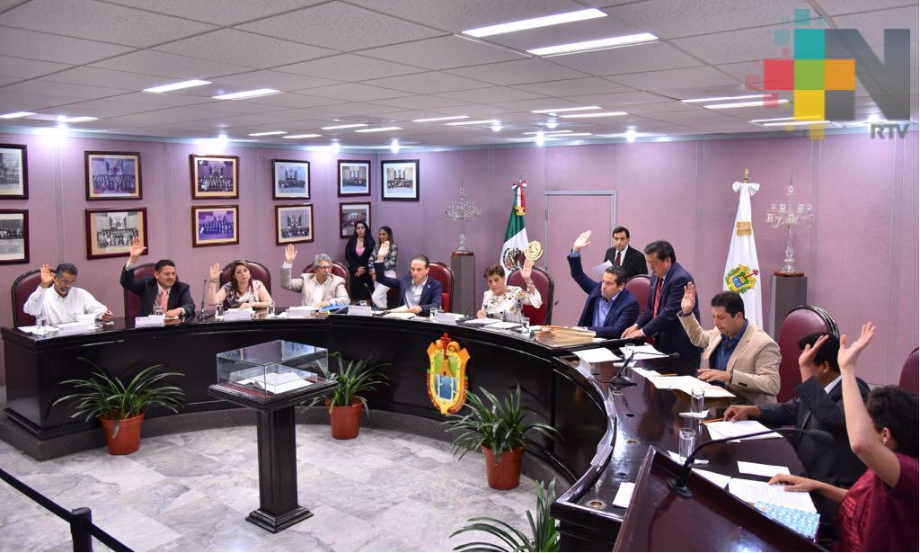 Envía el gobernador Yunes iniciativa para que no sea obligatorio realizar el curso de vialidad para mantener vigente la licencia de chofer tipo A