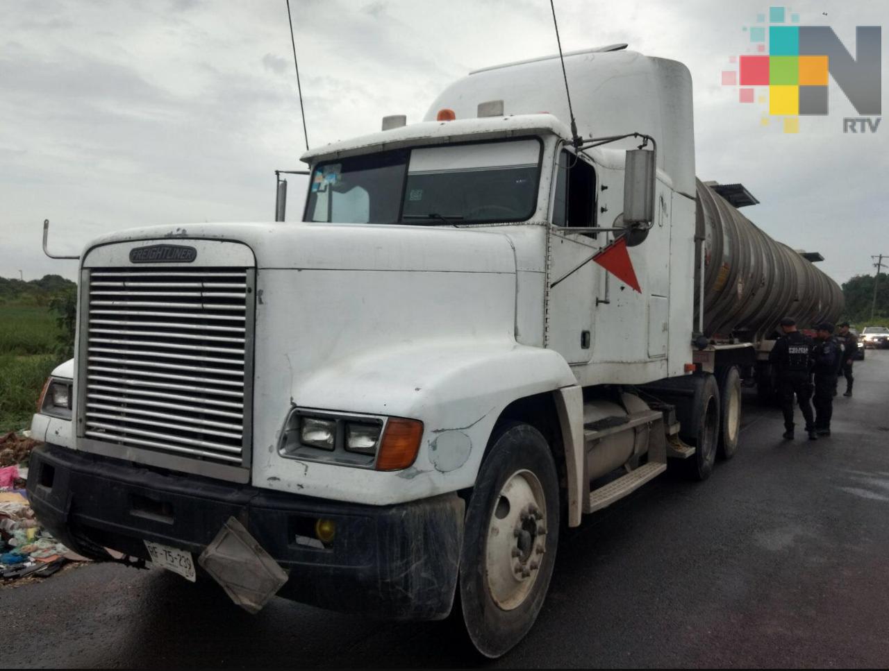 Se incrementa robo de camiones cargados de combustible en carreteras de Puebla y Tlaxcala