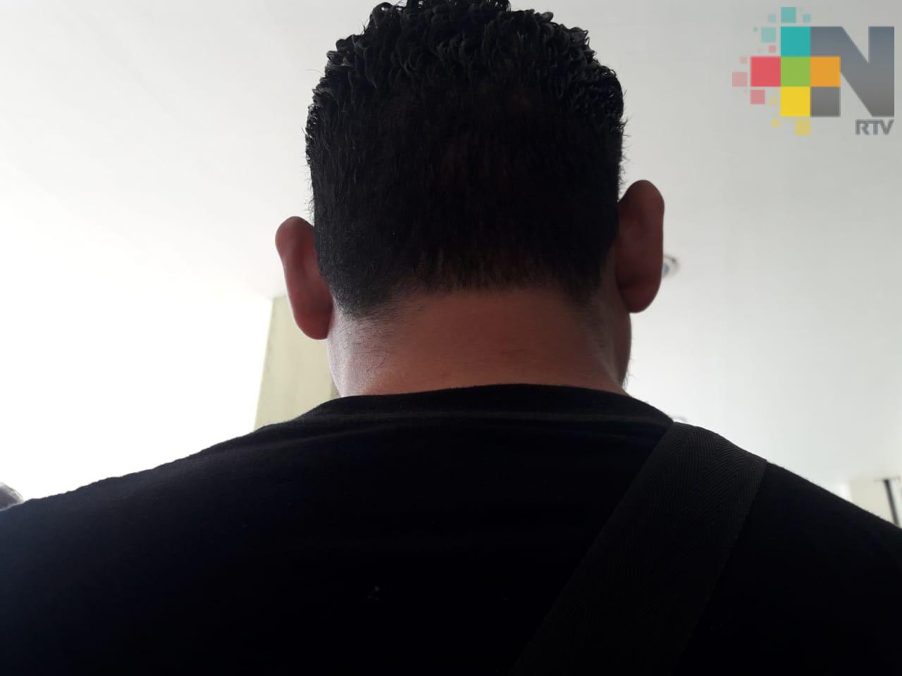 Denuncia joven discriminación por parte de ayuntamientos de Coatzacoalcos y Minatitlán