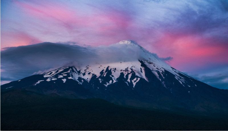 Chile eleva alerta por actividad de volcán Osorno
