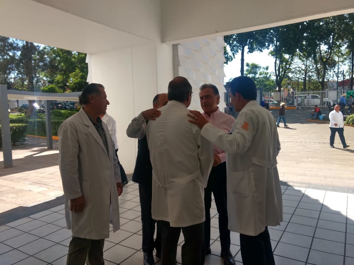 El desabasto de medicamentos dejó de ser problema en Veracruz: Gobernador Yunes