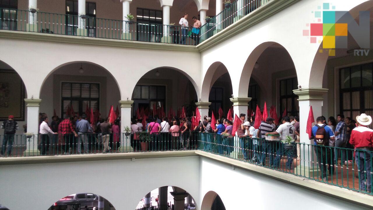 Movimiento Antorchista demanda inicio de obras públicas al ayuntamiento de Xalapa