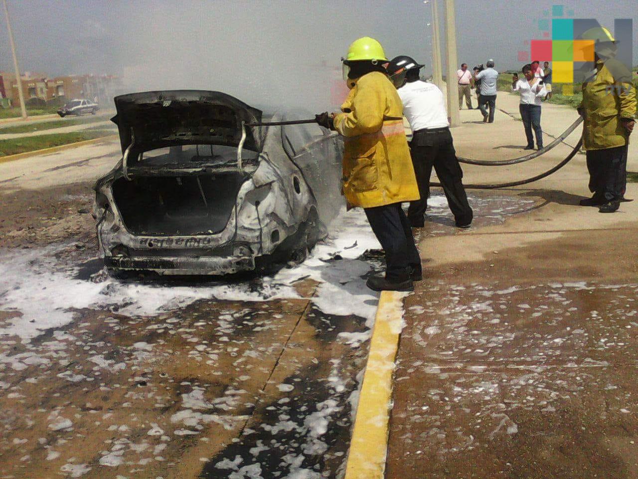 Falta de mantenimiento y altas temperaturas aumentan incendios de vehículos